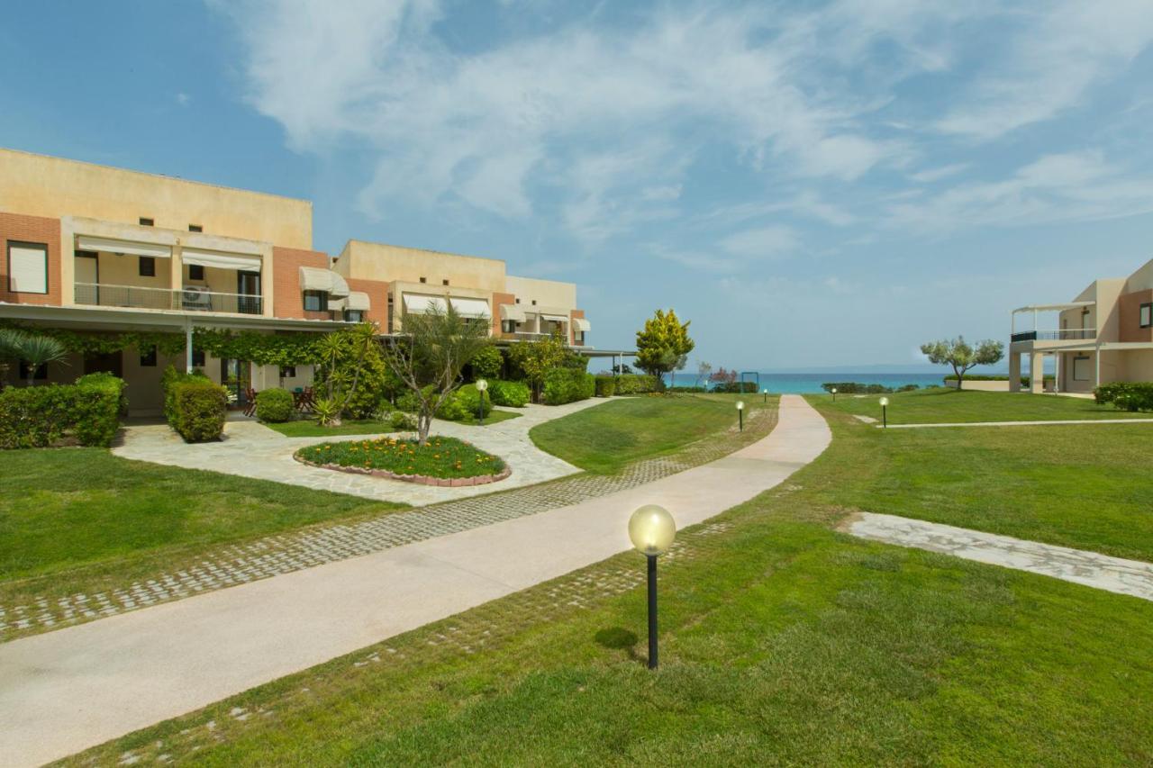 Villa Dihtia On The Sea Pefkochori Exterior foto